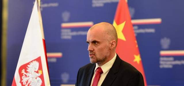"Більше неможливо": посол Польщі у Китаї подав у відставку через кризу довкола суду
