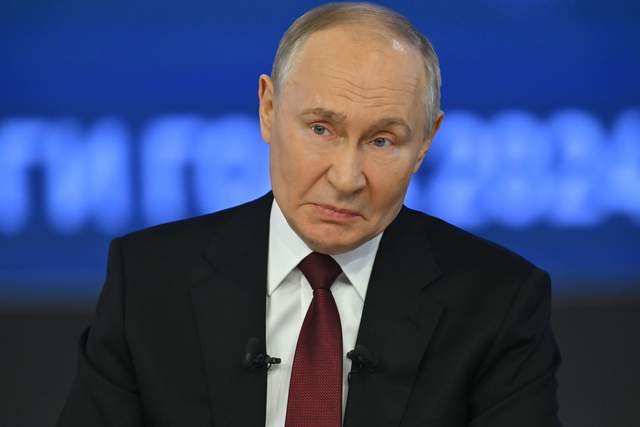 Санкції тиснуть: Путін знайшов нове місце для російських заводів