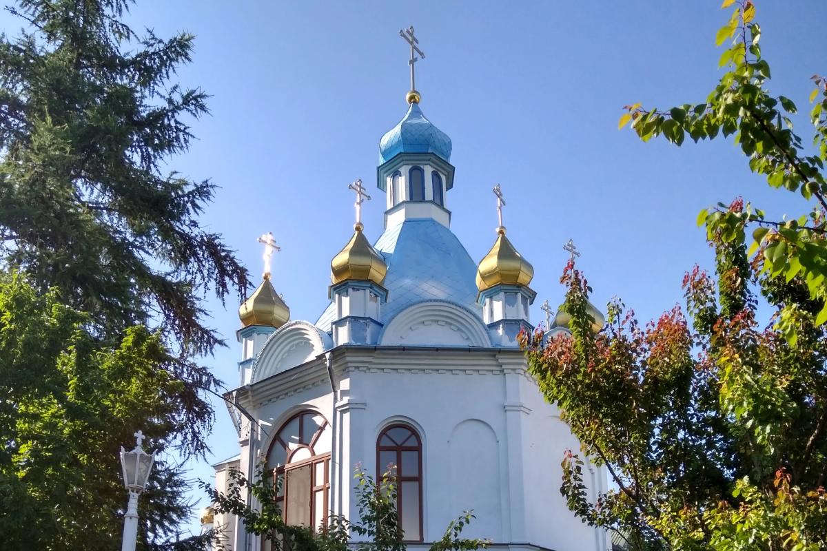 25 жовтня: яке церковне свято, чому не можна їсти хліб і потрібно подати милостиню