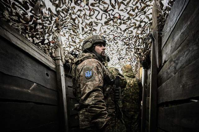 "Не інвестують у країну, яка програє": політолог пояснив, чому Україна має чинити опір