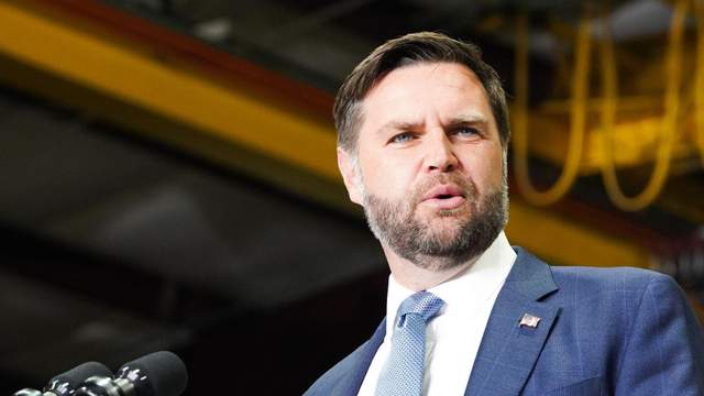 Нікчемний диктатор влаштував істерику, – Венс згадав напад Росії на Україну