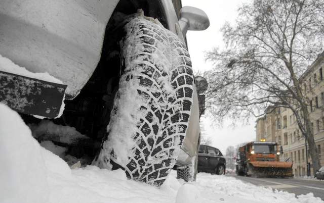Штраф до 10 000 євро: які зимові шини вимагають в Австрії та Європі