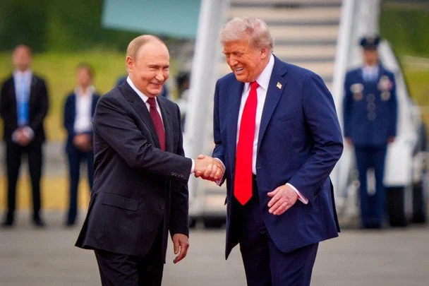 Путін близький до мети: відновлення відносин із США без поступок щодо України — NYT