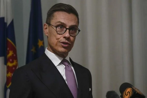 Європа терміново почала шукати переговорника з Путіним — у Politico розповіли деталі
