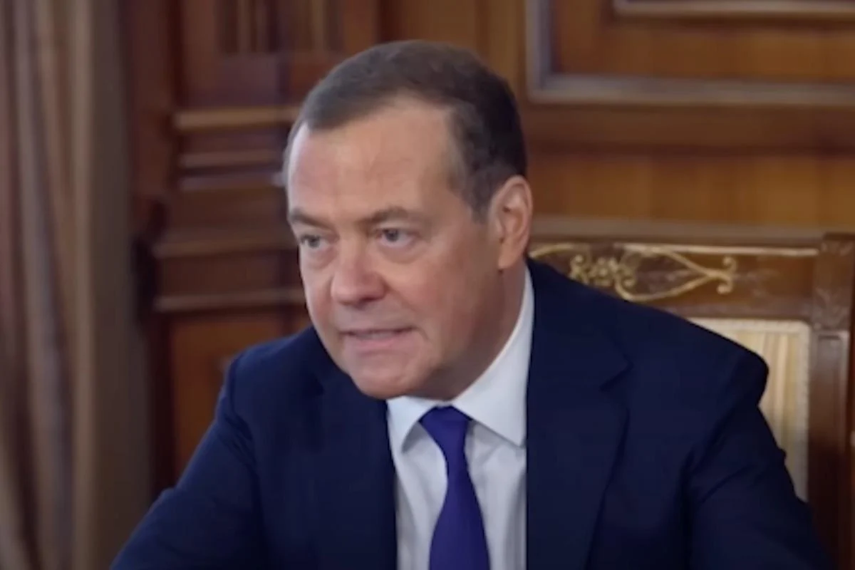 "Самовпевнений господар Білого дому": Медведєв раптово обрушився з критикою на Трампа