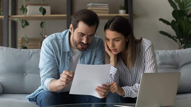 Скільки грошей можна отримати від родичів без податків: що варто знати українцям