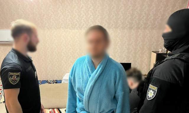 У Румунії затримали українця, який заробив майже мільйон доларів на продажу дитячої порнографії