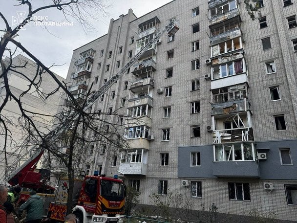 Росія вдарила по Кременчуку: зросла кількість поранених, деякі — у важкому стані