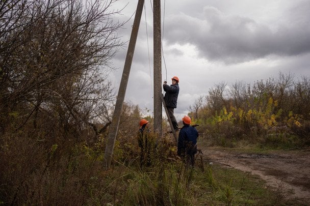 Дніпропетровщина знову без світла — РФ повторно вгатила по енергетиці