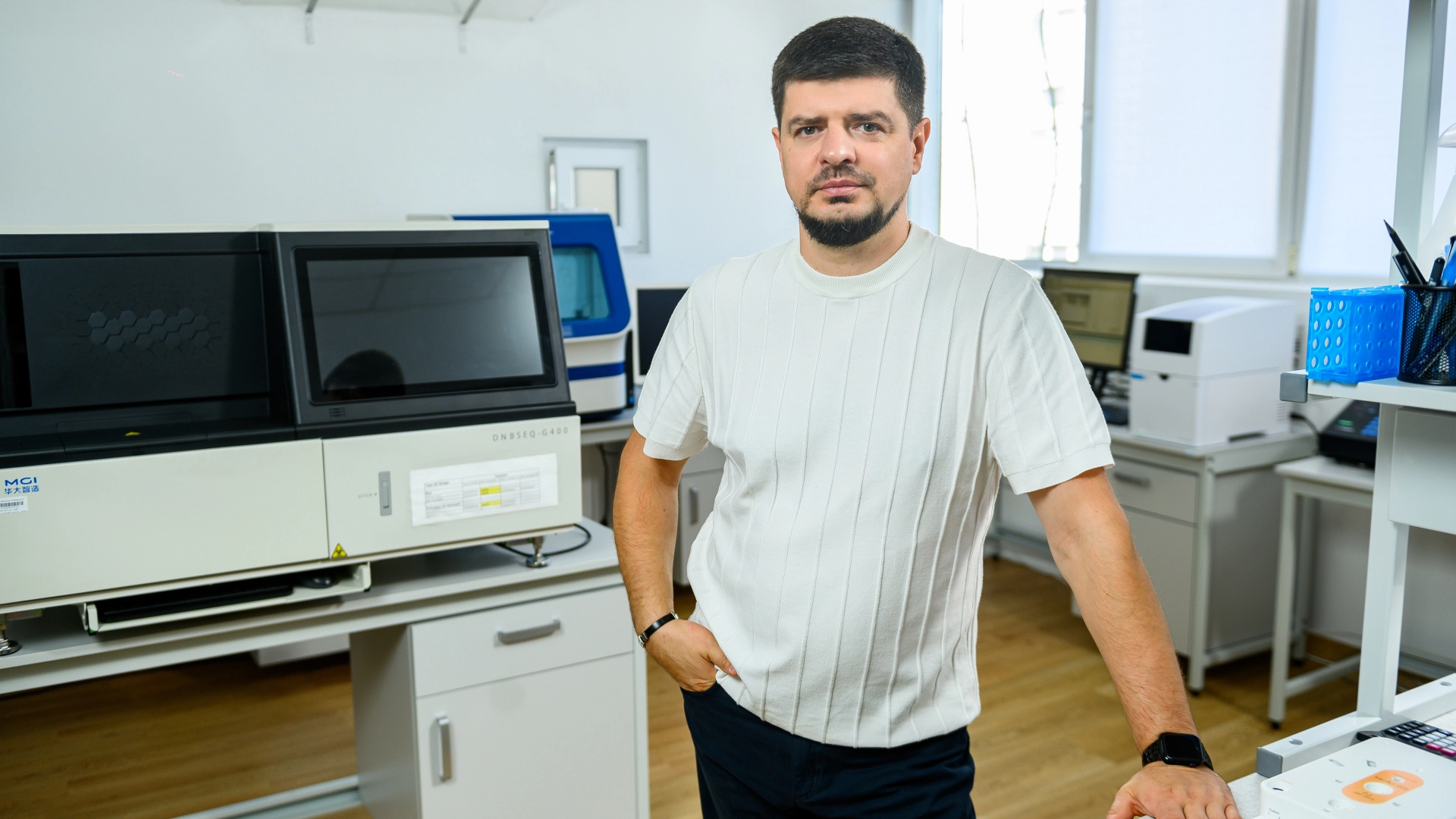"ДНК залишається в Україні". Як ГенКод Діагностик розвиває власну генетичну інфраструктуру