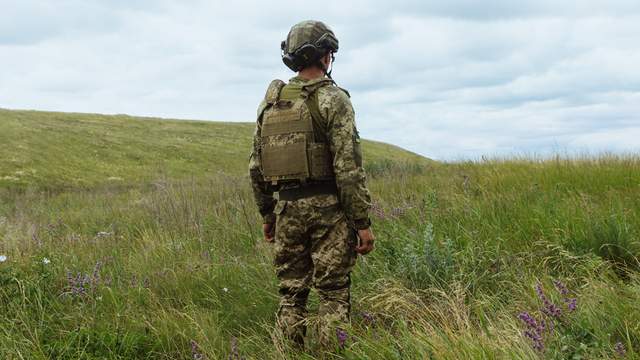 Папірець не допоможе: політтехнолог пояснив, які гарантії безпеки справді потрібні Україні