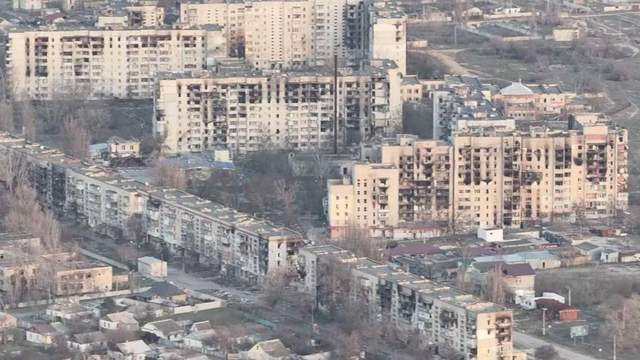 За гуманітарною місією в Олешках стоять політичні торги: попереджає експерт