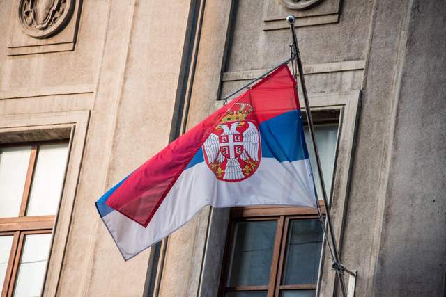 Призначив Вучич: як проходять дострокові парламентські вибори у Сербії