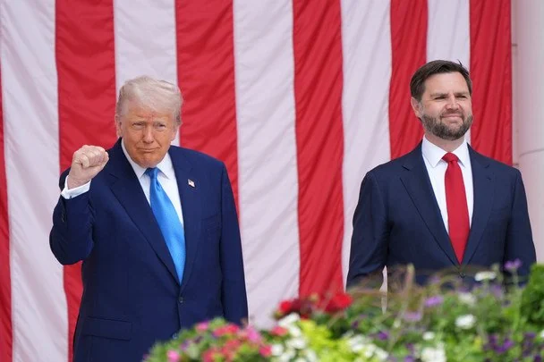 Переговори США з Іраном: Венс і Трамп розійшлися в поглядах щодо їх відновлення